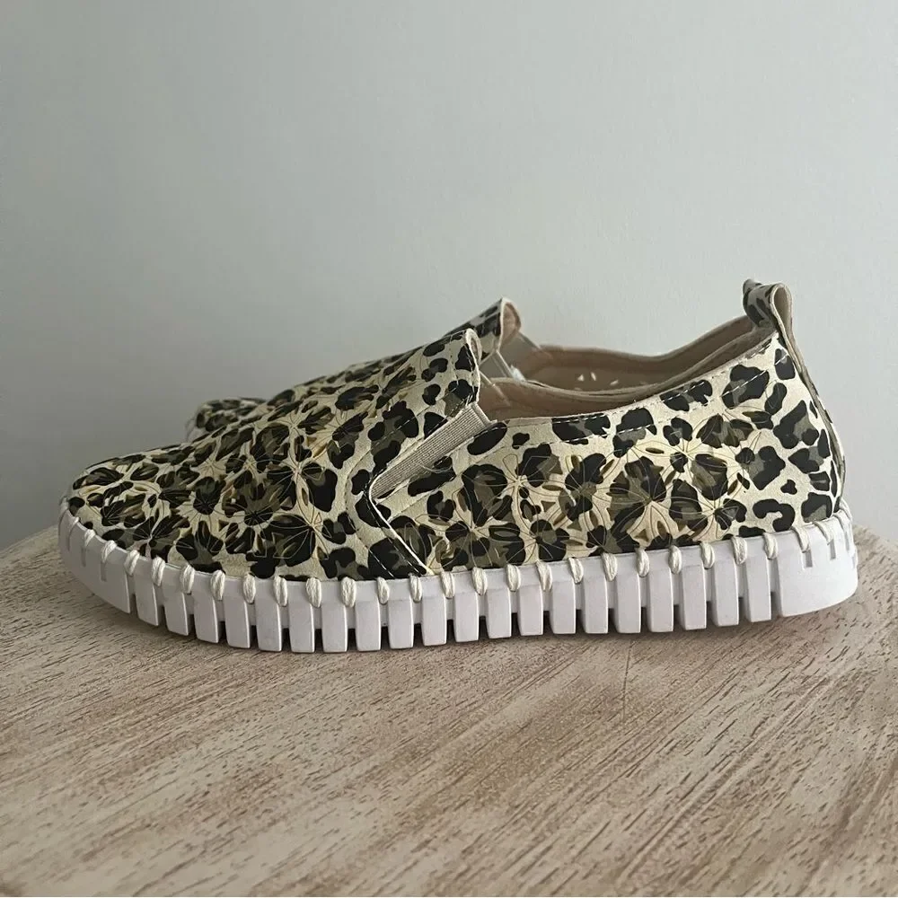 Isle Jacobsen Leopard Print Slip On Sneakers NWOB